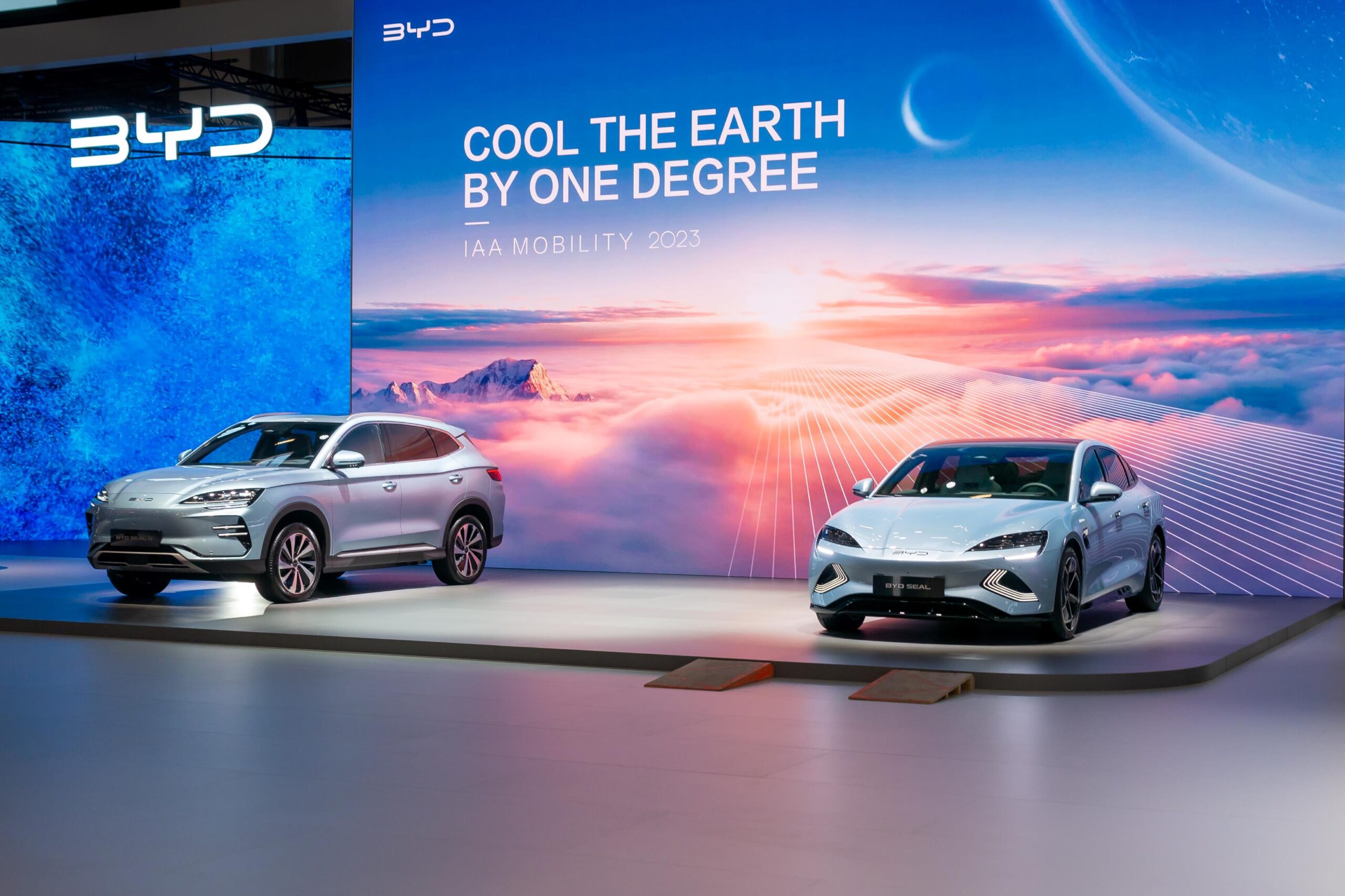 China’s BYD Charges Ahead to Dethrone Tesla as EV Market Leader