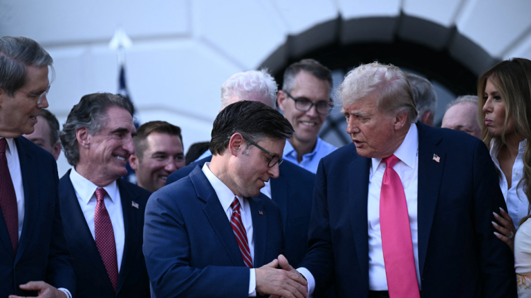 Trump’s Temporary Tax Breaks: 5 New Tax Provisions That Won’t Last Long | Bankrate