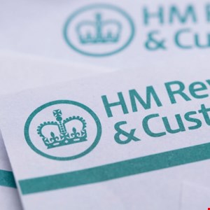 HMRC Warns of Over 135,000 Scam Reports