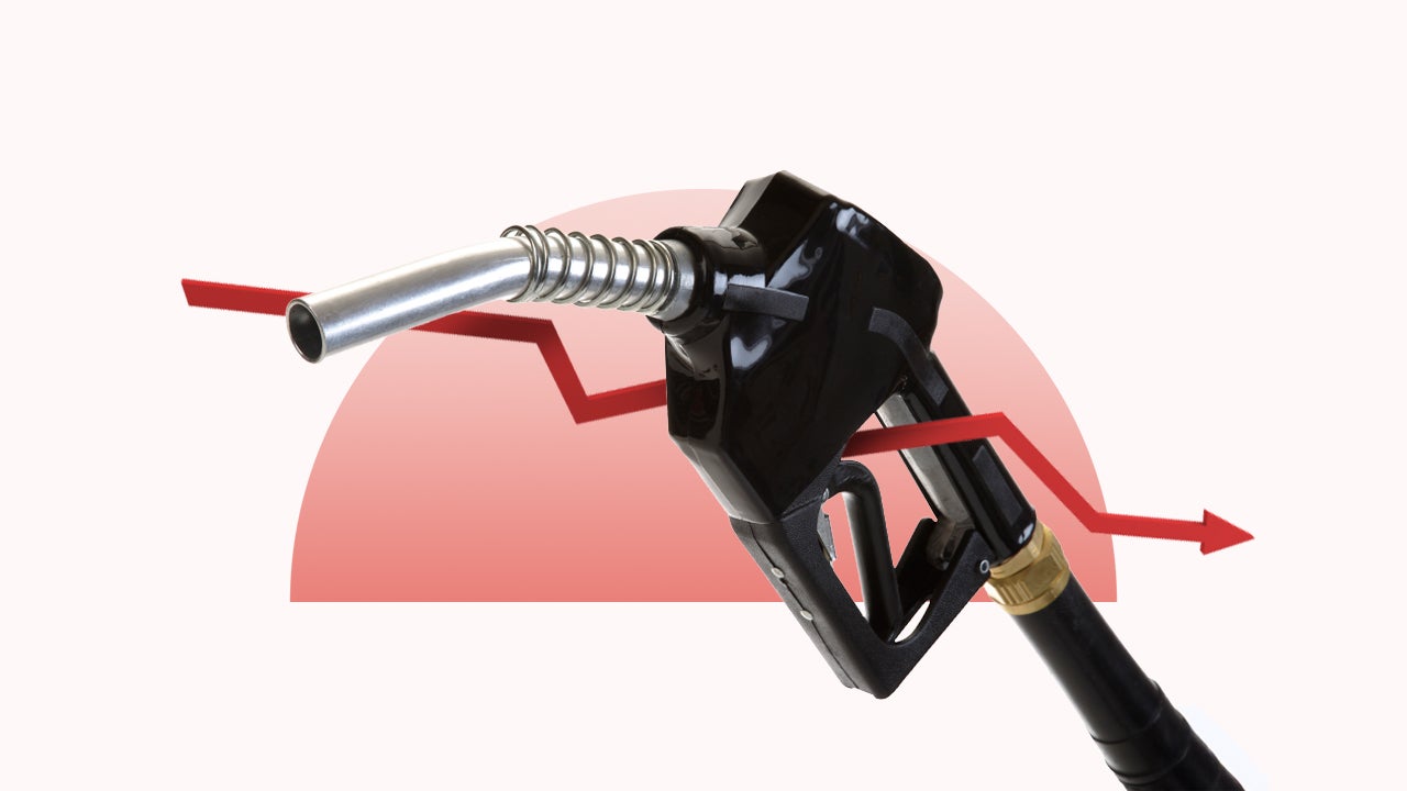 Consumers Catch a Break at the Pump Ahead of the New Year | Bankrate