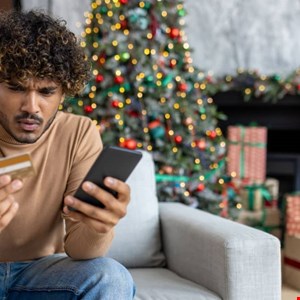 Phishing Messages and Social Scams Flood Users Ahead of Christmas